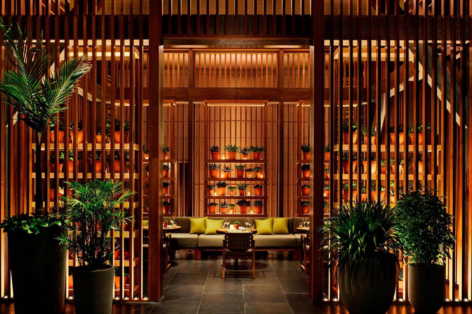 The Sanya Edition Buitenkant foto